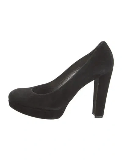 Pre-owned Stuart Weitzman Suede Pumps In Black