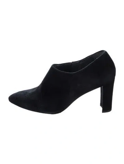 Pre-owned Stuart Weitzman Suede Pumps In Black