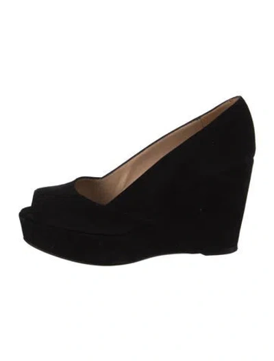 Pre-owned Stuart Weitzman Suede Pumps In Black