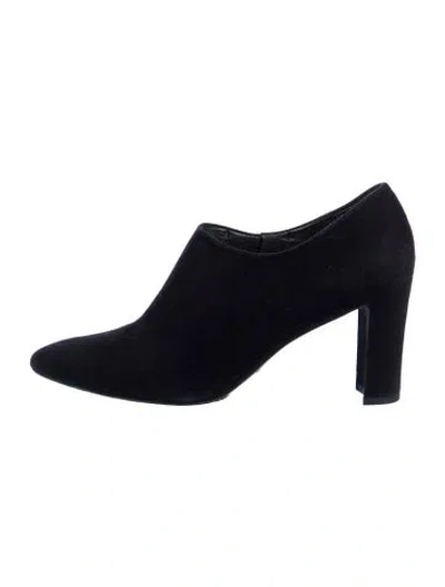 Pre-owned Stuart Weitzman Suede Pumps In Black