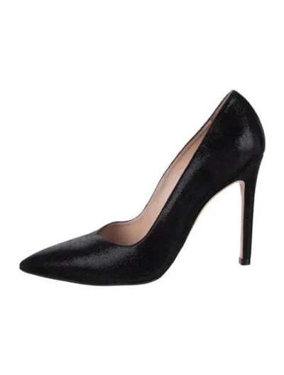 Pre-owned Stuart Weitzman Suede Pumps In Black