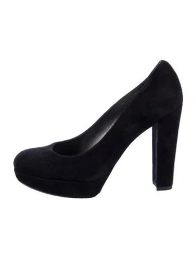 Pre-owned Stuart Weitzman Suede Pumps In Black