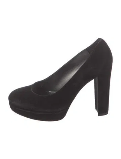 Pre-owned Stuart Weitzman Suede Pumps In Black