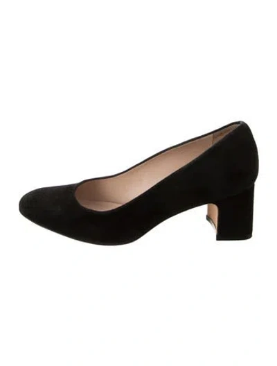 Pre-owned Stuart Weitzman Suede Pumps In Black