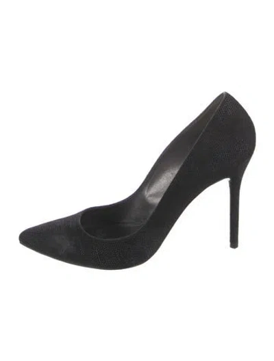 Pre-owned Stuart Weitzman Suede Pumps In Black