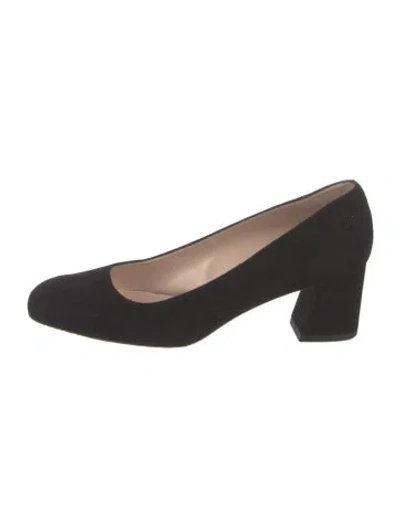 Pre-owned Stuart Weitzman Suede Pumps In Black