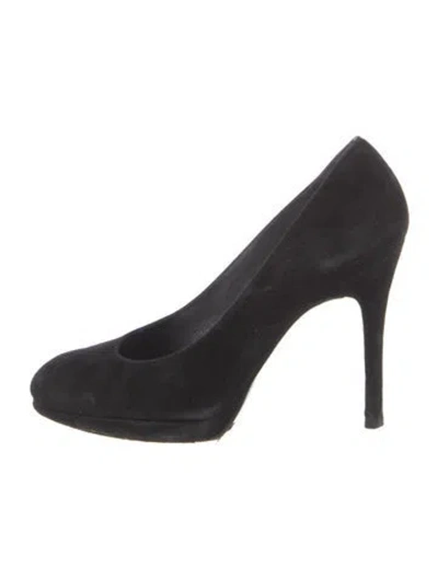 Pre-owned Stuart Weitzman Suede Pumps In Black