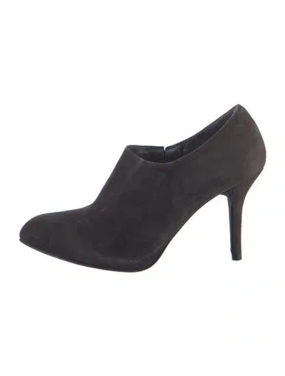 Pre-owned Stuart Weitzman Suede Pumps In Blue