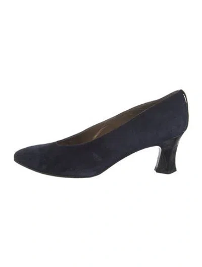 Pre-owned Stuart Weitzman Suede Pumps In Blue