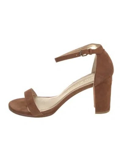 Pre-owned Stuart Weitzman Suede Pumps In Brown