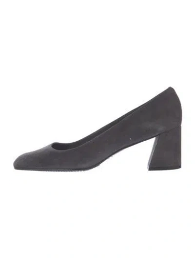 Pre-owned Stuart Weitzman Suede Pumps In Gray