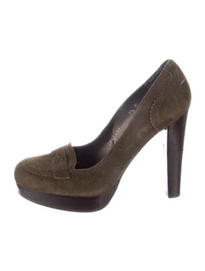 Pre-owned Stuart Weitzman Suede Pumps In Green