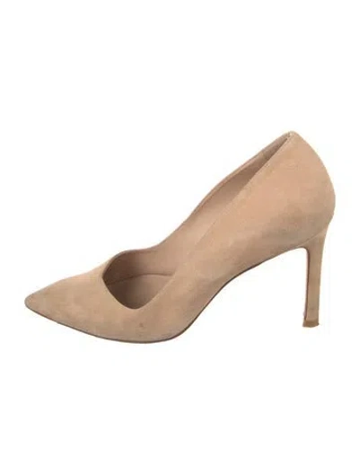 Pre-owned Stuart Weitzman Suede Pumps In Neutral