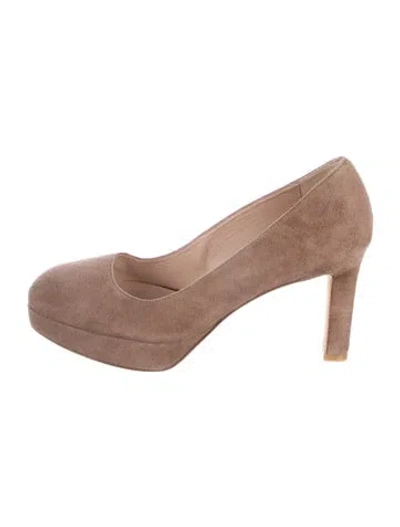 Pre-owned Stuart Weitzman Suede Pumps In Neutral