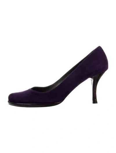 Pre-owned Stuart Weitzman Suede Pumps In Purple