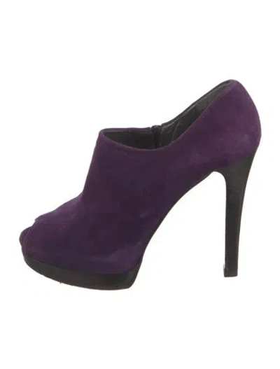 Pre-owned Stuart Weitzman Suede Pumps In Purple