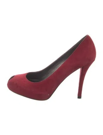 Pre-owned Stuart Weitzman Suede Pumps In Red