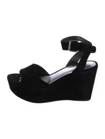 Pre-owned Stuart Weitzman Suede Sandals In Black