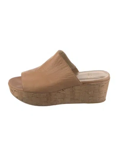 Pre-owned Stuart Weitzman Suede Slides In Brown