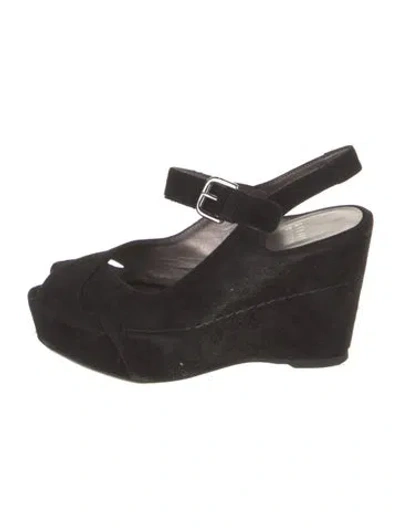 Pre-owned Stuart Weitzman Suede Slingback Pumps In Black