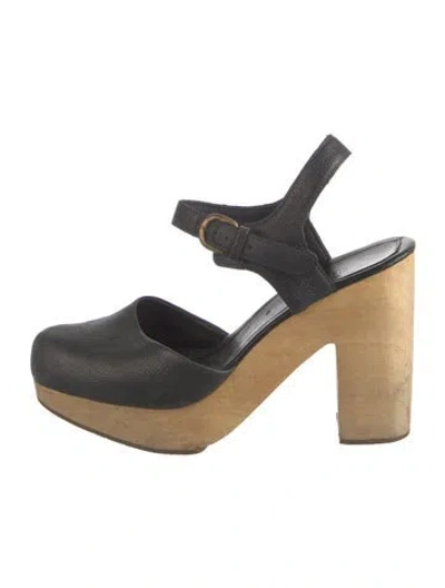 Pre-owned Stuart Weitzman Suede Slingback Pumps In Black