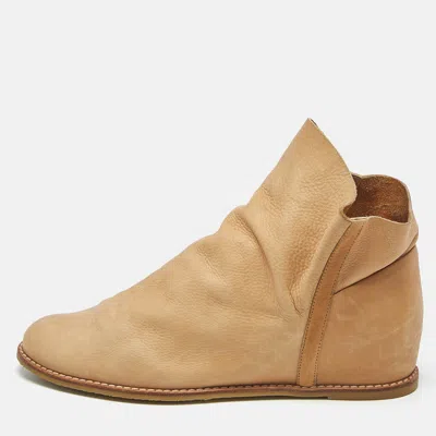 Pre-owned Stuart Weitzman Tan Nubuck Leather Ankle Length Boots Size 37 In Brown