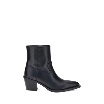 Stuart Weitzman Tate Women's Bootie