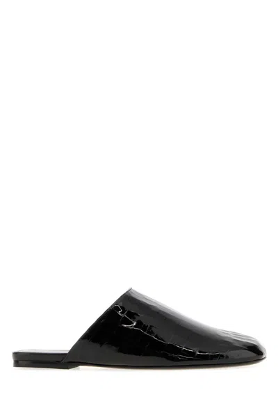 Stuart Weitzman Tiff Mule In Black