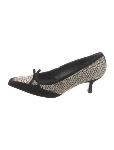 Pre-owned Stuart Weitzman Tweed Printed Pumps In Neutral