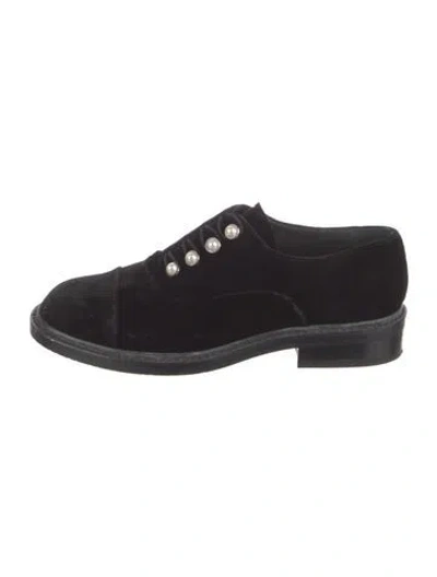 Pre-owned Stuart Weitzman Velvet Beaded Accents Oxfords In Black