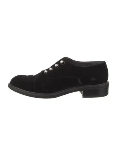 Pre-owned Stuart Weitzman Velvet Oxfords In Black