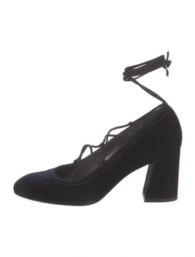 Pre-owned Stuart Weitzman Velvet Pumps In Black