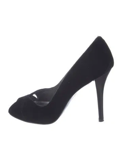 Pre-owned Stuart Weitzman Velvet Pumps In Blue