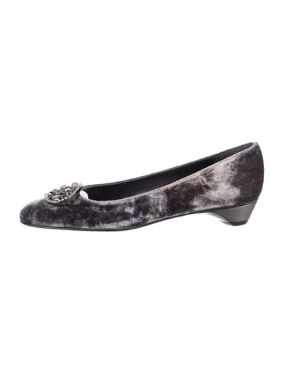 Pre-owned Stuart Weitzman Velvet Tie-dye Print Flats In Gray