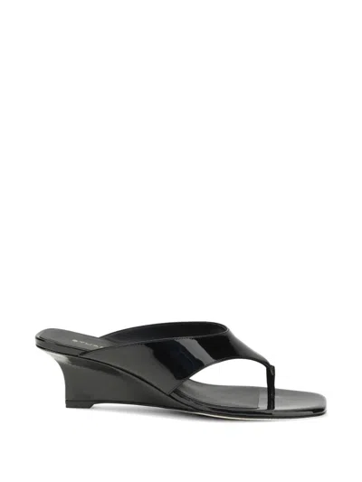 Stuart Weitzman Vinnie Wedge Sandals In Black