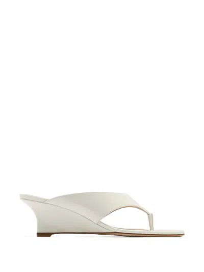 Stuart Weitzman Vinnie Wedge Sandals In White