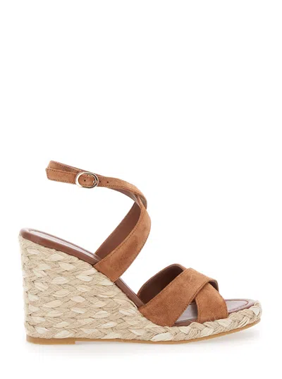 Stuart Weitzman Wedge Sandal In Brown