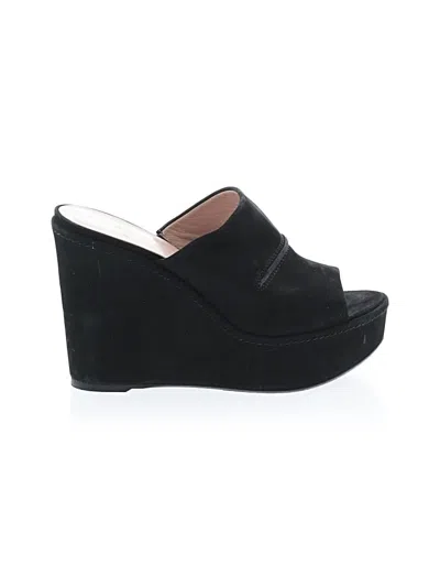 Pre-owned Stuart Weitzman Wedges In Black
