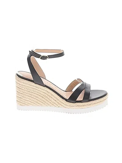 Pre-owned Stuart Weitzman Wedges In Black