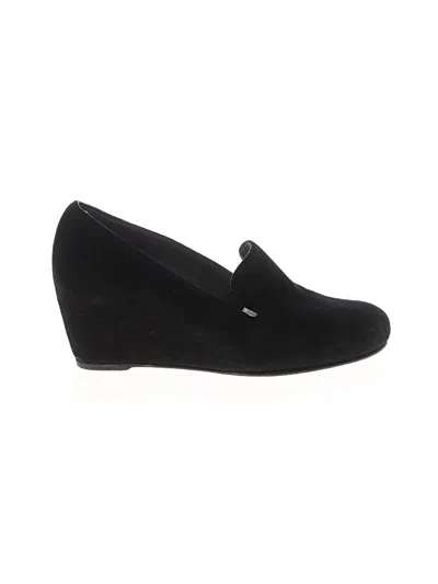 Pre-owned Stuart Weitzman Wedges In Black