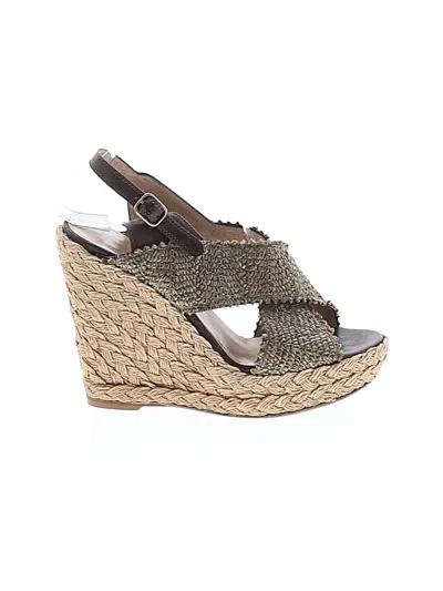 Pre-owned Stuart Weitzman Wedges In Green