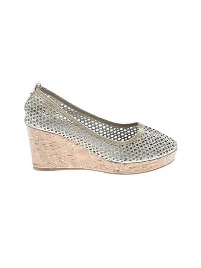 Pre-owned Stuart Weitzman Wedges In Tan