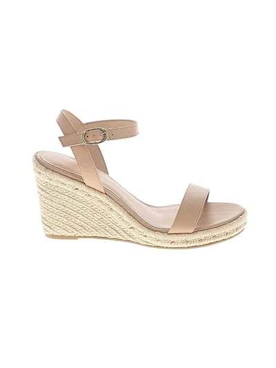 Pre-owned Stuart Weitzman Wedges In Tan