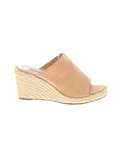 Pre-owned Stuart Weitzman Wedges In Tan