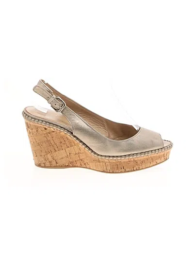 Pre-owned Stuart Weitzman Wedges In Tan