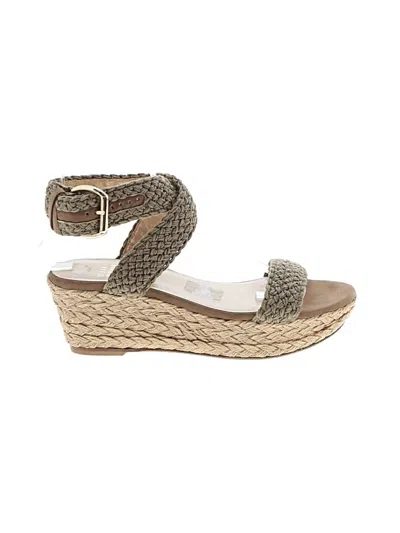 Pre-owned Stuart Weitzman Wedges In Tan
