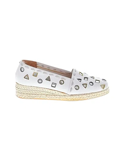 Pre-owned Stuart Weitzman Wedges In White