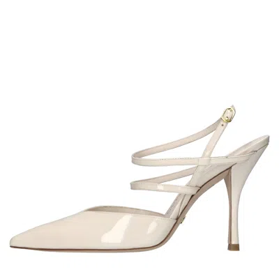 Stuart Weitzman With Heel In White