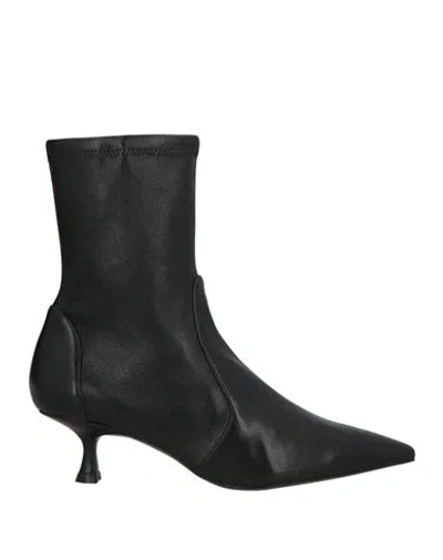 STUART WEITZMAN STUART WEITZMAN WOMAN ANKLE BOOTS BLACK SIZE 7.5 LEATHER