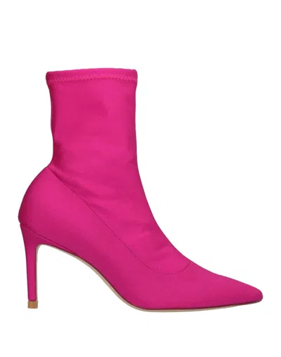 Stuart Weitzman Ankle Boots In Pink